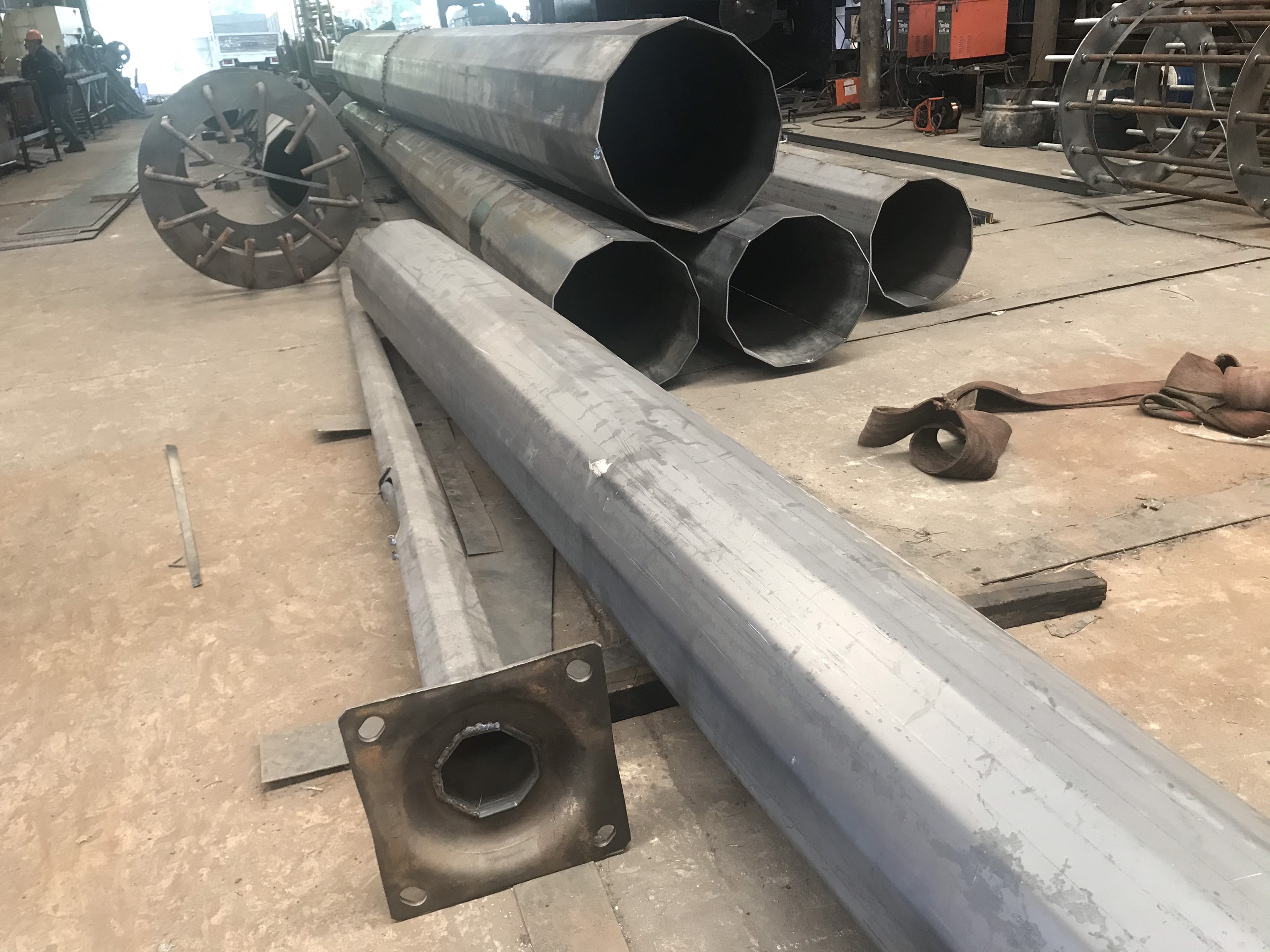 trụ đa giác sản xuất tại xưởng trụ đa giác sản xuất tại xưởng