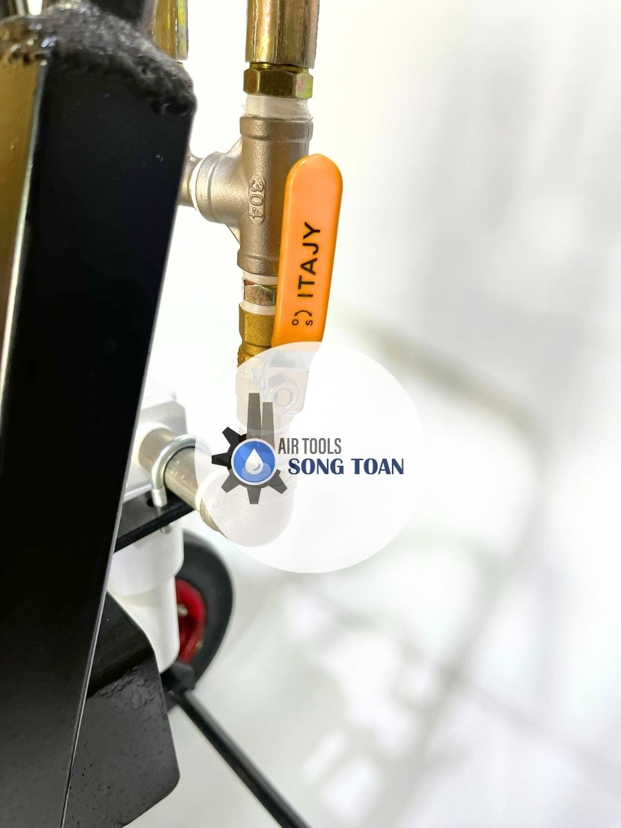 Máy phun sơn dầu, sơn chống cháy Bando tỷ số nén 73.1