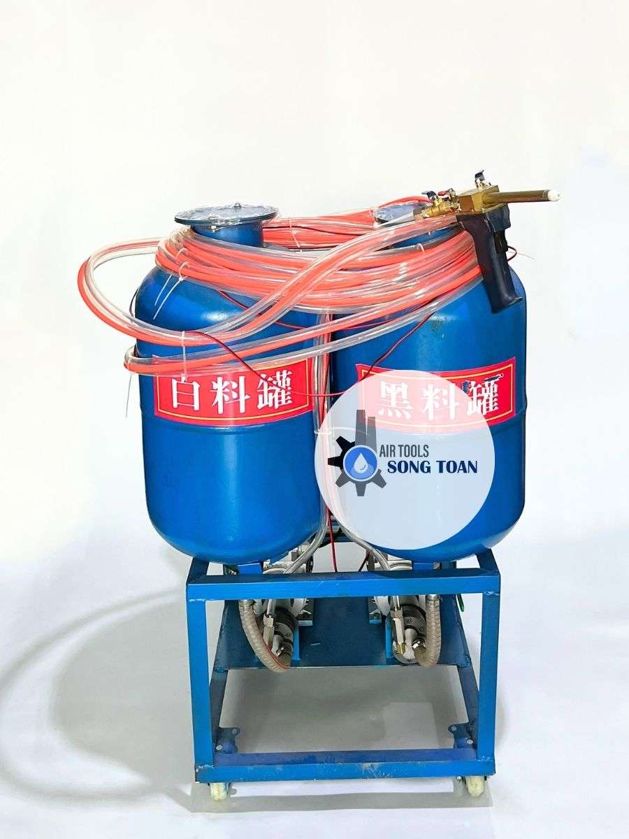 Máy phun foam mini cách âm cách nhiệt