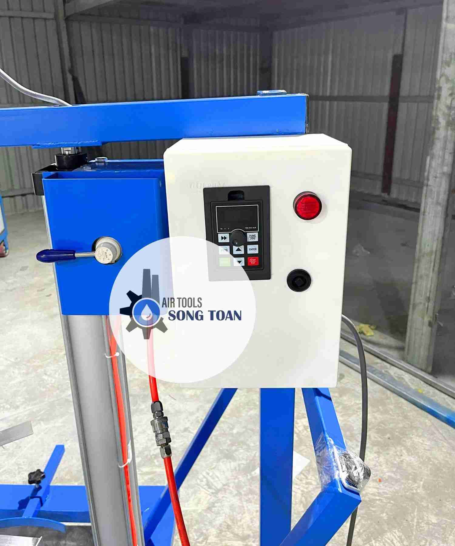 Máy khuấy hóa chất 200 lít động cơ 2hp giảm tốc