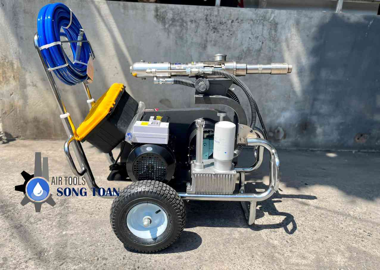 máy phun bột trét tường