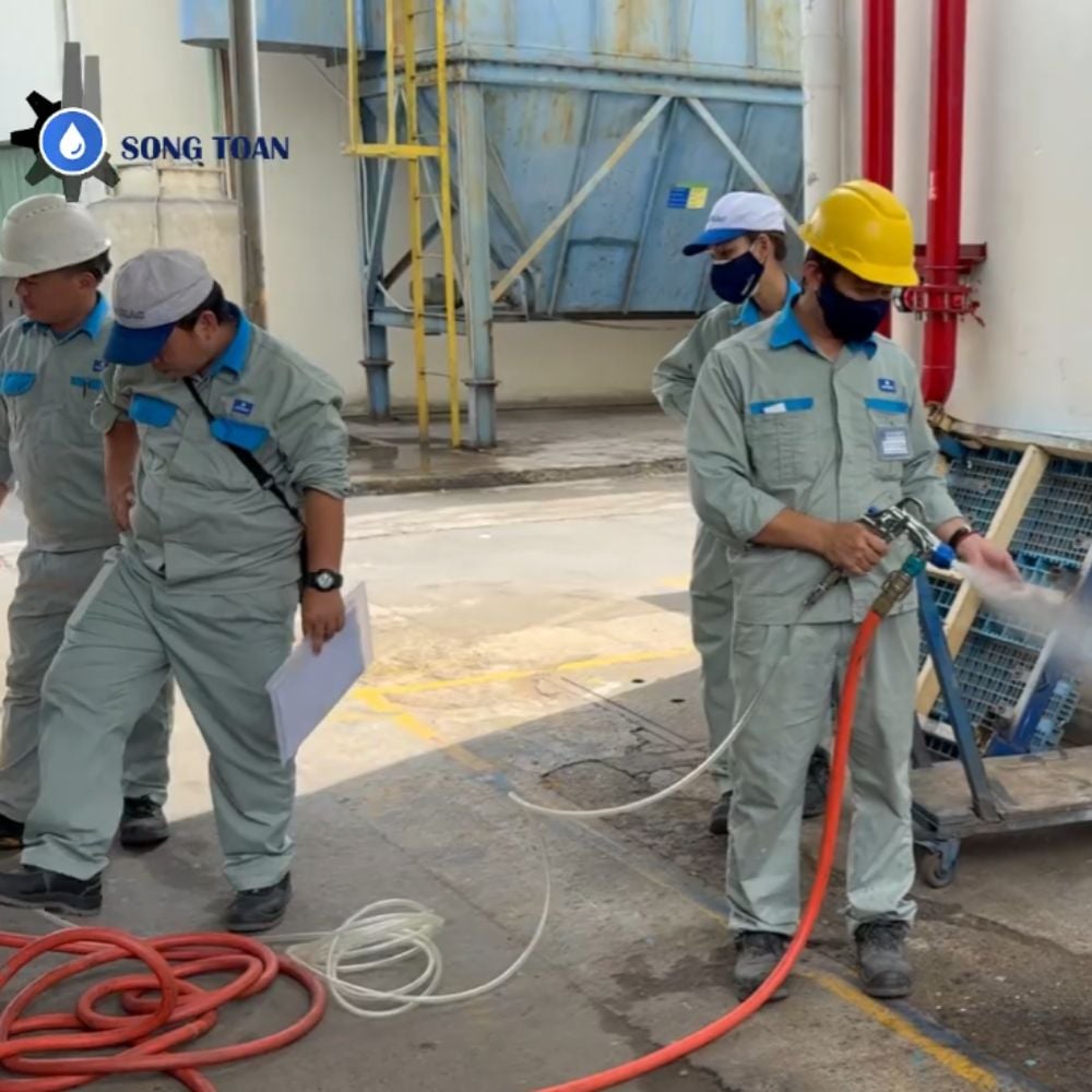 DỰ ÁN CUNG CẤP MÁY PHUN VỮA CHỐNG CHÁY VD9 CHO CÔNG TRÌNH XÂY DỰNG NHÀ CAO TẦNG