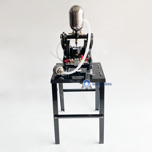 máy bơm màng sơn 1