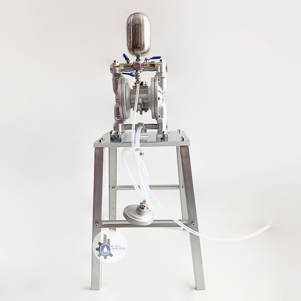 Máy bơm màng sơn dùng hơi giá rẻ 1