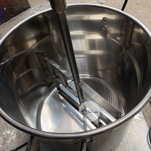 máy khuấy hóa chất motor giảm tốc 3