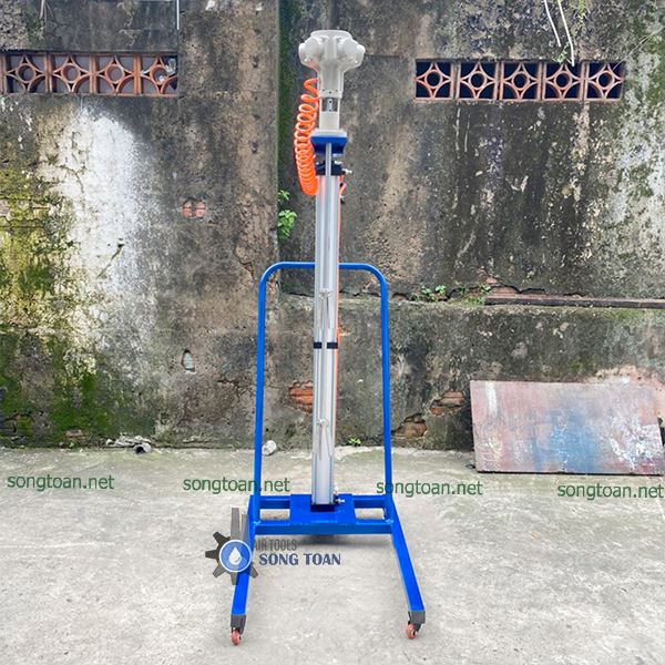 máy khuấy nâng hạ tự động 1