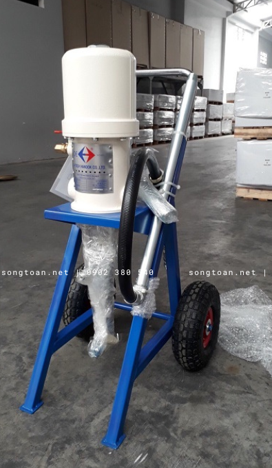 máy phun sơn dầu atech handok