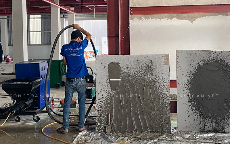 máy phun vữa chống cháy 1