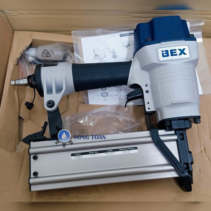 súng bắn đinh bê tông