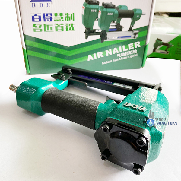 súng bắn đinh J đinh U