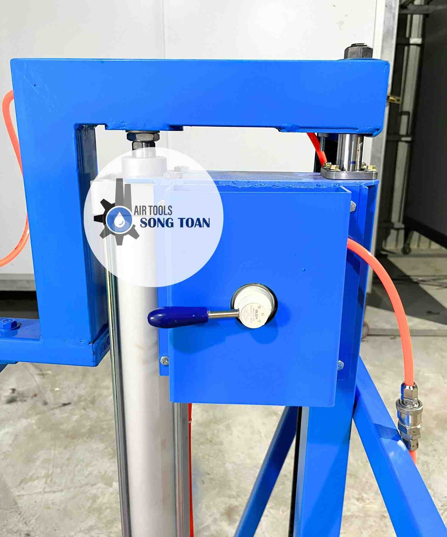 Máy khuấy sơn hóa chất cho thùng phuy 200 lit dùng khí nén