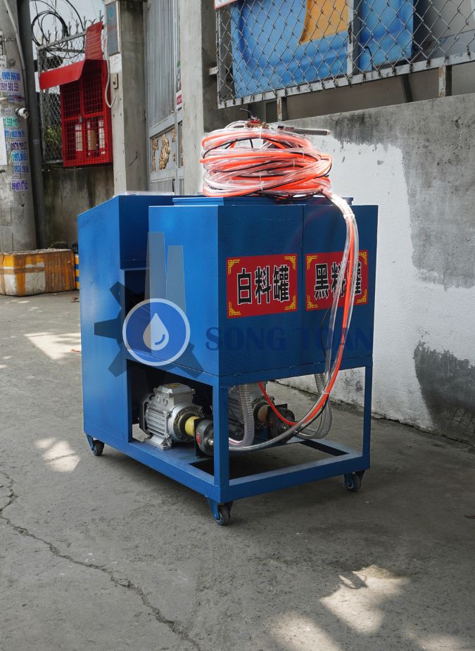 máy phun foam cách nhiệt, cách âm