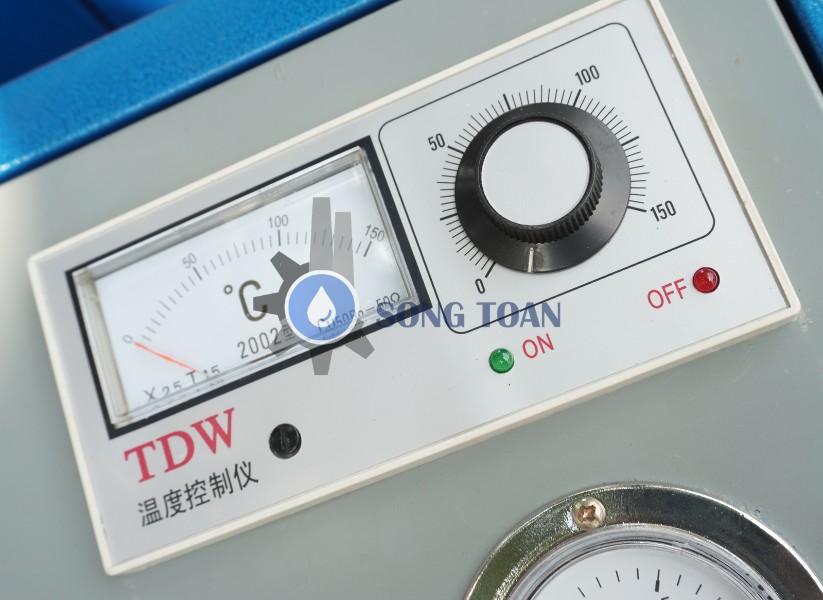 máy phun foam cách nhiệt, cách âm