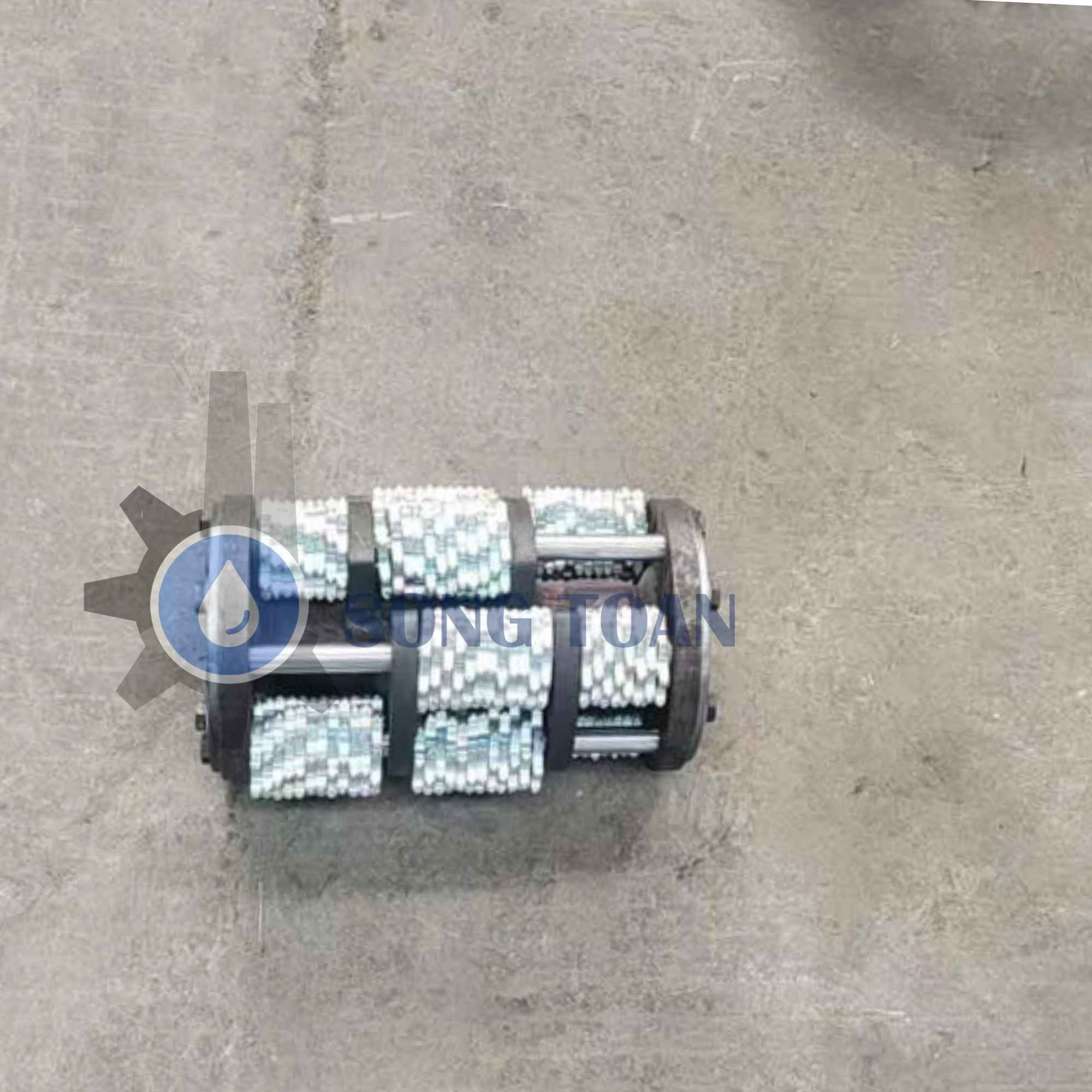 máy xóa vạch kẻ đường chạy dầu tự hành