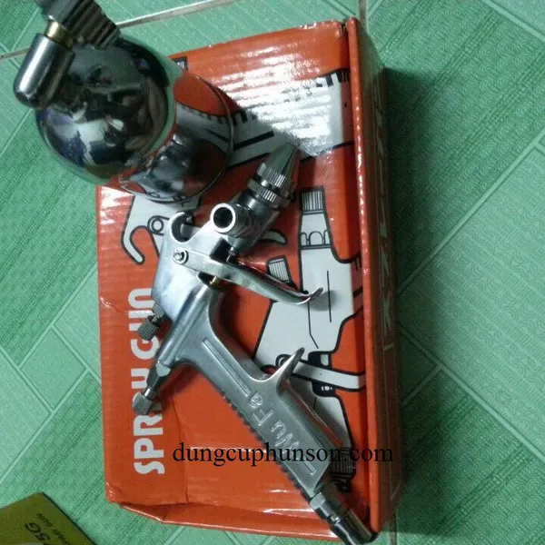 Súng phun sơn cầm tay giá rẻ Wufa