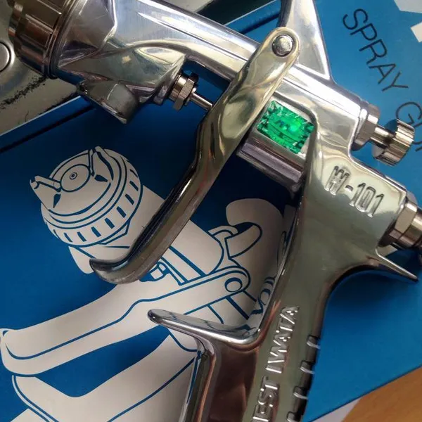 Súng phun sơn gỗ Iwata W101-152G
