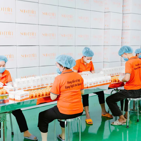 Kem face sữa non soo min