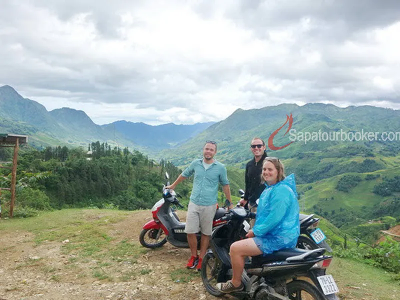 SAPA 2 DAYS 1 NIGHT BY MOTORBIKE AND TREKKING (HOMESTAY)