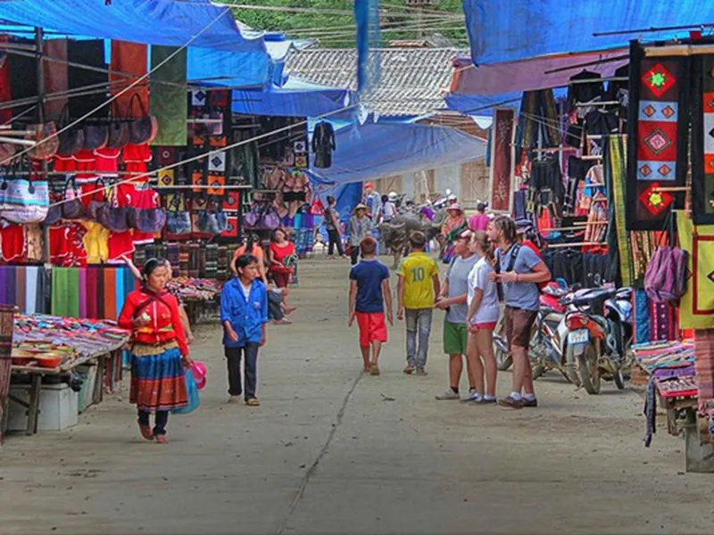 Sapa  - Bac Ha Market ( 3 days 2 nights)