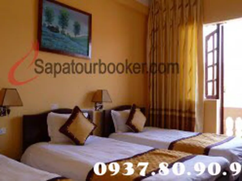 Riverside Sapa Hotel II