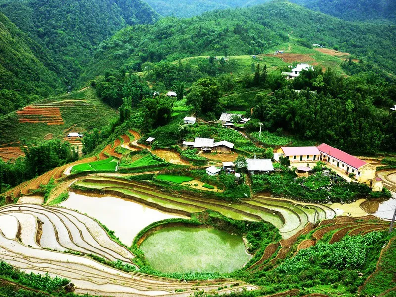 Sapa 2 days 1 night Lao Chai - Ta Van - Cat Cat (Bus)