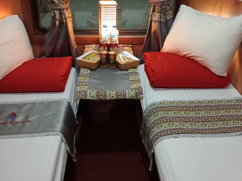 FANXIPAN EXPRESSS TRAIN