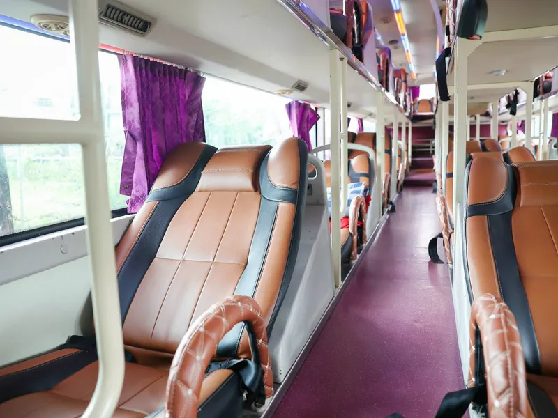 TRAVELING TO SAPA BY LUXURY CAR