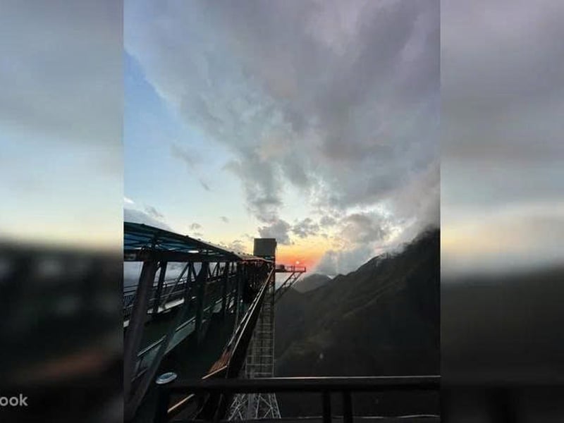 Private Tour: Silver Waterfall – Heaven’s Gate – Rong May Glass Bridge in Sapa