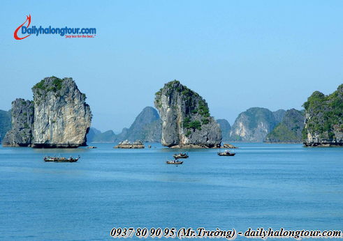 The popular destination  in Ha Long Bay The popular destination  in Ha Long Bay