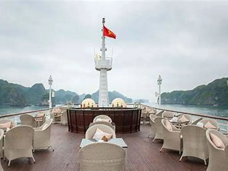Du Thuyền Paradise Elegance