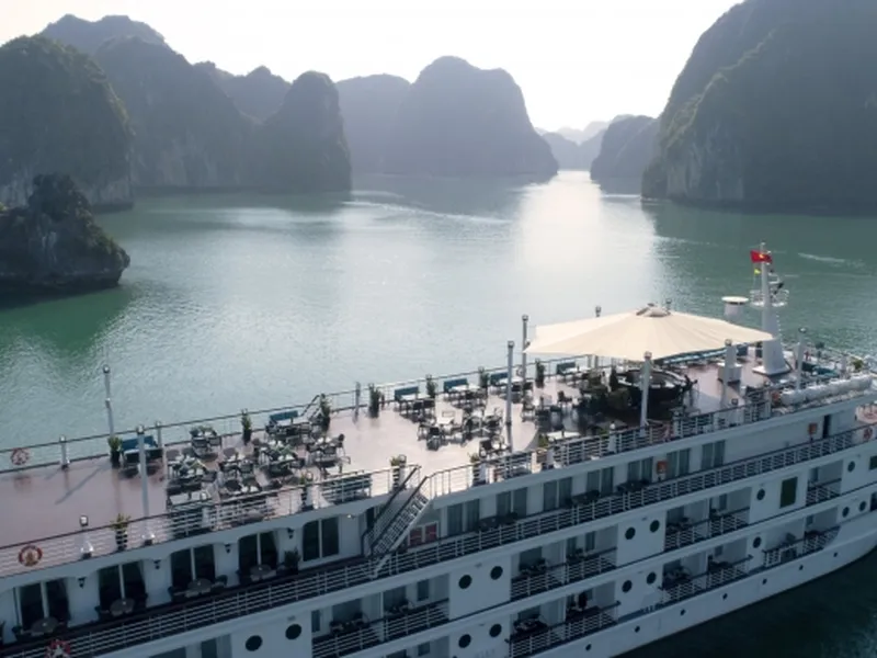 PARADISE GRAND CRUISE