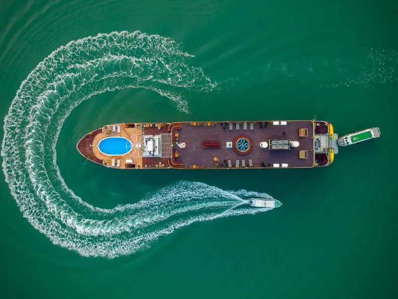 HERITAGE CRUISES EXPEDITION 4 DAYS 3 NIGHTS