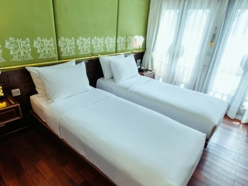 DU THUYỀN ÂU CƠ