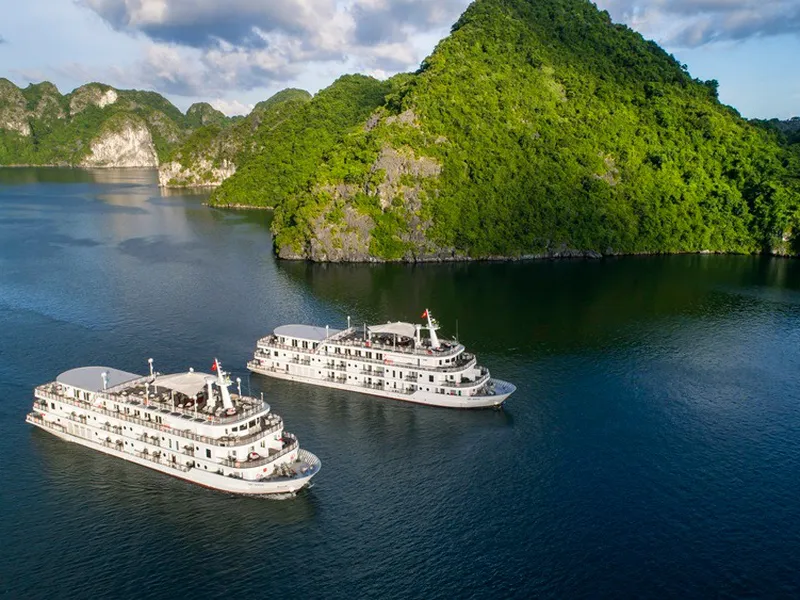 DU THUYỀN PARADISE GRAND - HÀNH TRÌNH NỐI LIỀN KÌ QUAN HẠ LONG VÀ ĐẢO NGỌC CÁT BÀ