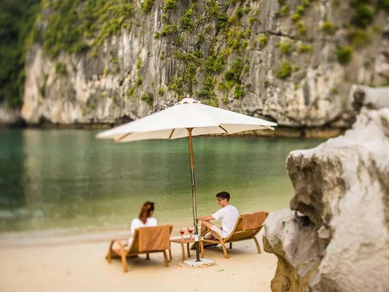 BHAYA Cruise - Hành Trình Khám Phá Vịnh Hạ Long 2 Ngày 1 Đêm  Đầy Cảm Xúc