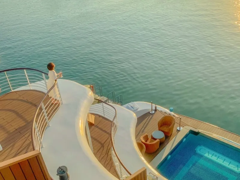 CAPELLA CRUISE