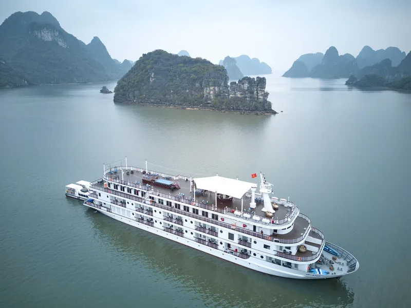 DU THUYỀN PARADISE GRAND - HÀNH TRÌNH NỐI LIỀN KÌ QUAN HẠ LONG VÀ ĐẢO NGỌC CÁT BÀ