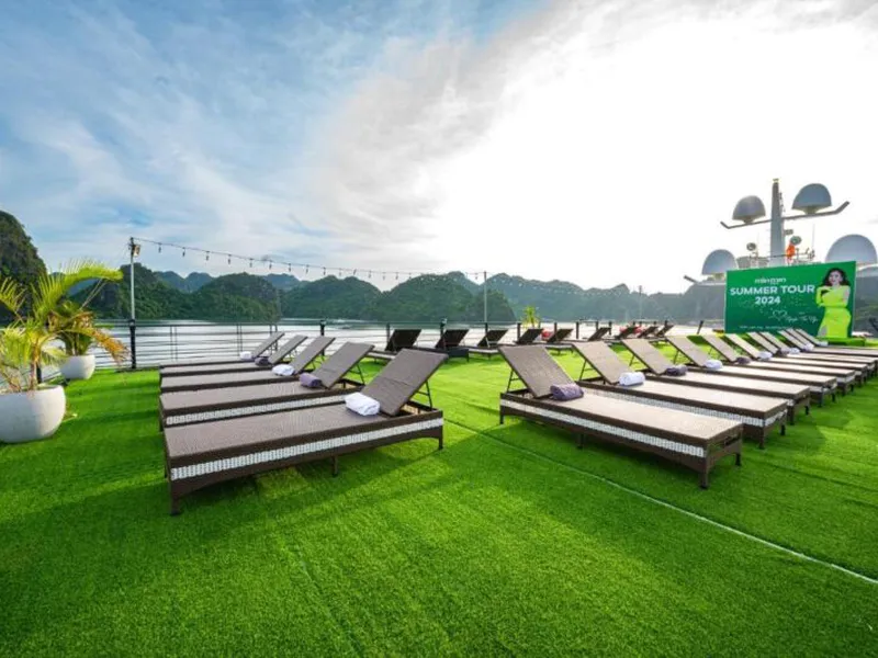 Venus Cruise -  Ha Long - Lan Ha Bay (2 Days 1 Night)