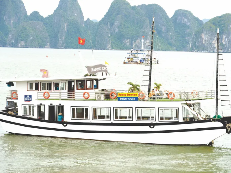 HALONG BAY LUXURY TOUR 6 HOUR - CRUISE