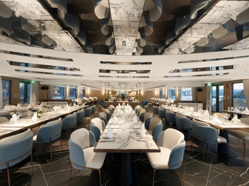 ESSENCE GRAND CRUISE