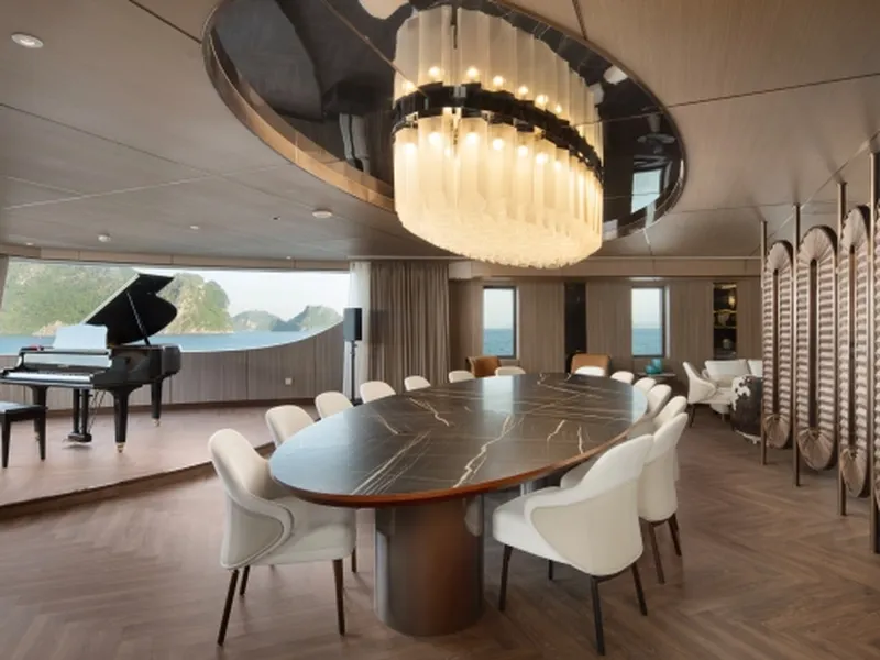 ESSENCE GRAND CRUISE