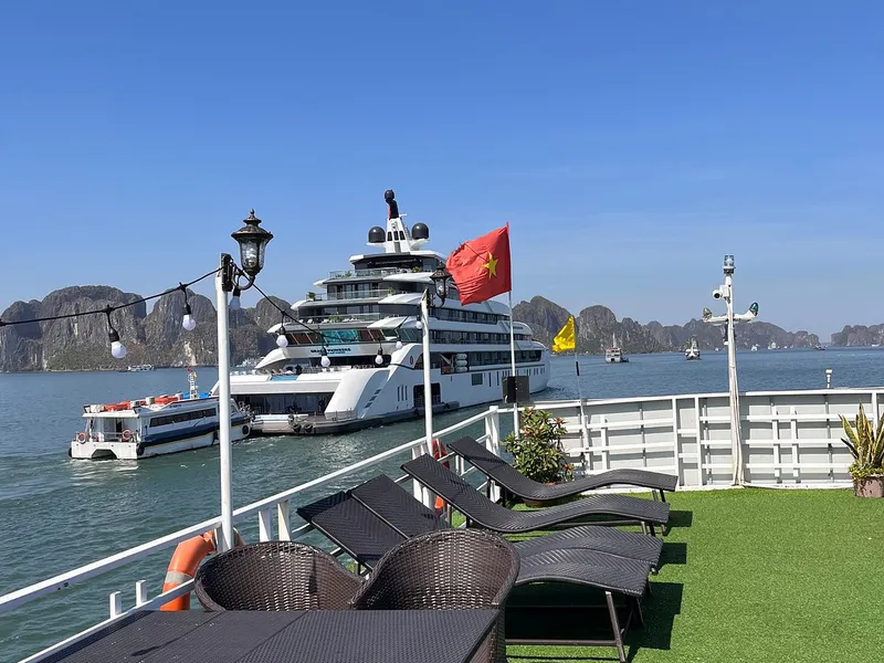  FANTASEA CRUISE - HALONG BAY 3 DAYS - 2 NIGHTS ON BOAT (FULL KAYAK)