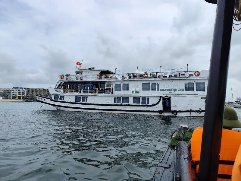 FANTASEA CRUISE - ONE DAY TRIP (6 hours on boat)