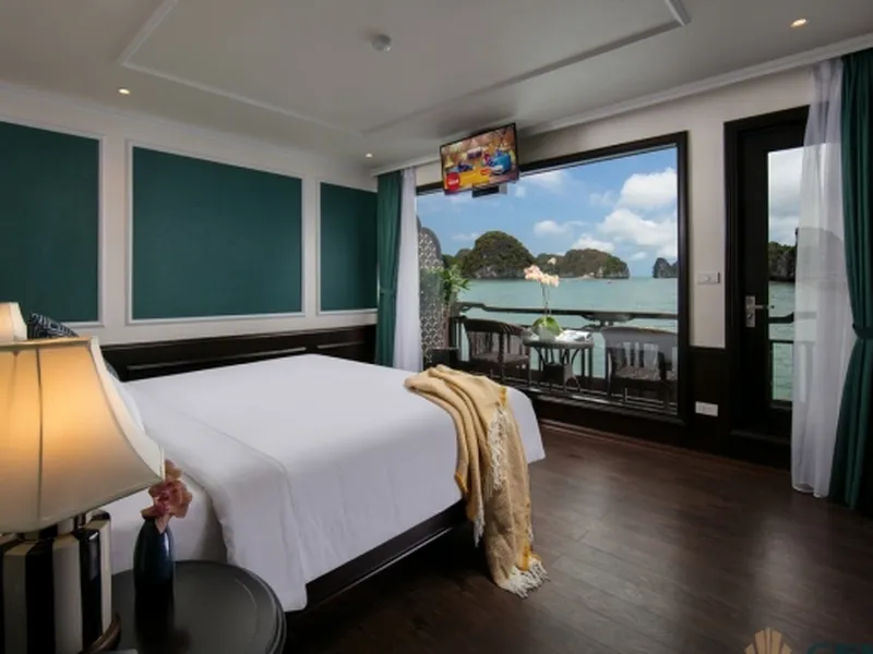 DU THUYỀN GENESIS REGAL