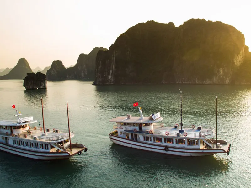 HALONG SEN DAY CRUISE