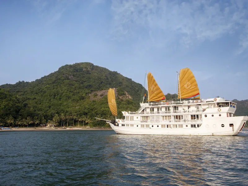 Hera Cruise - 4 Star Classic Boutique Cruise Halong 3 days 2 nights