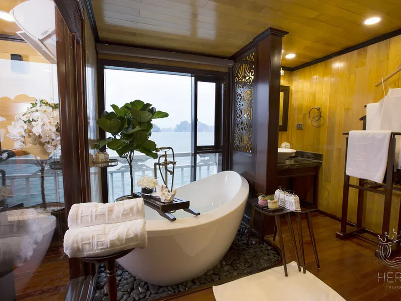 Hera Cruise - 5 Star  Grand Luxury Cruise Halong 3 days 2 nights