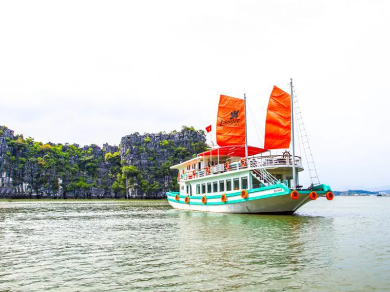 L'AZALEE DAY CRUISE