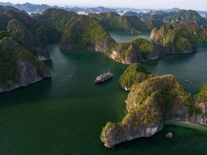 LA PANDORA CRUISES - HALONG 2 DAYS 1 NIGHT