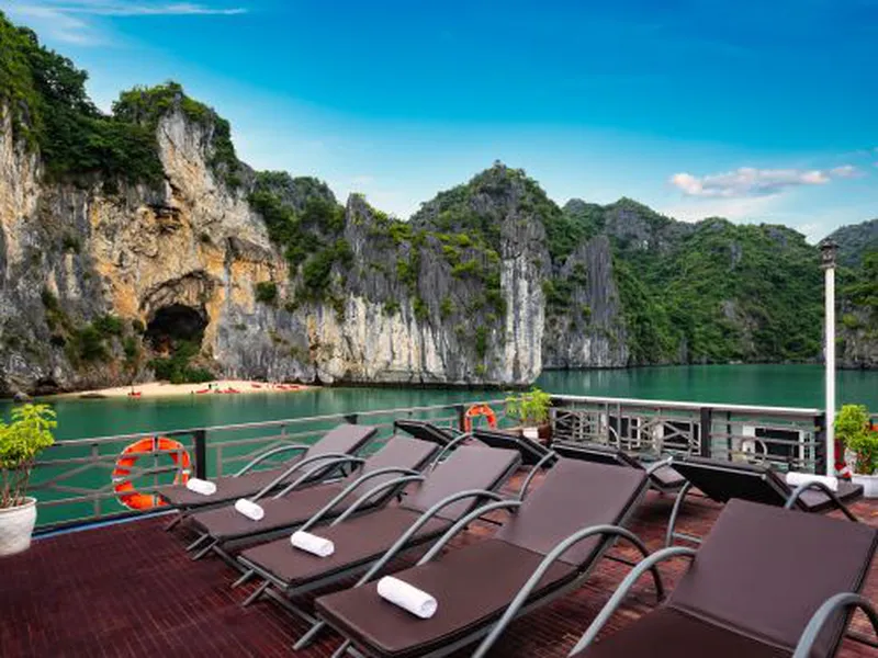 LA PANDORA CRUISES - HALONG 3 DAYS 2 NIGHTS